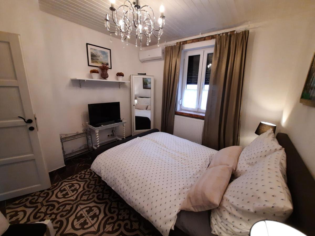 Piac Vendégház Kaptalantoti Exterior foto